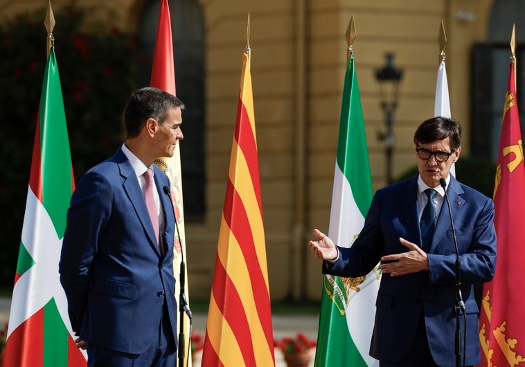 Sánchez teme que salgan a la luz los mensajes que intercambió con Santos Cerdán sobre Puigdemont Sánchez teme que salgan a la luz los mensajes que intercambió con Santos Cerdán sobre Puigdemont