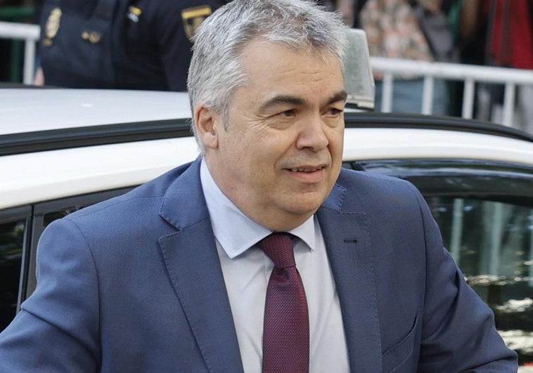 «Que caiga quien tenga que caer»: la entrada en prisión de Cerdán obliga a los socios «a la reflexión» «Que caiga quien tenga que caer»: la entrada en prisión de Cerdán obliga a los socios «a la reflexión»