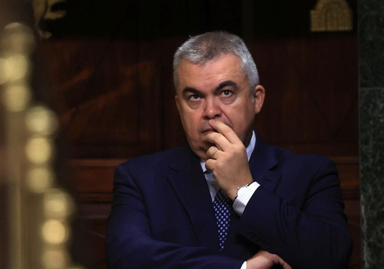 Santos Cerdán pide aplazar su declaración del miércoles a julio para que su abogado estudie la causa Santos Cerdán pide aplazar su declaración del miércoles a julio para que su abogado estudie la causa