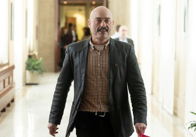 Sumar suspendió la comparecencia del número dos del CNI en la comisión del 17-A a espaldas de los grupos Sumar suspendió la comparecencia del número dos del CNI en la comisión del 17-A a espaldas de los grupos