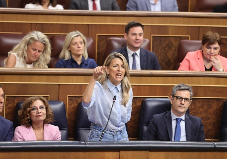Sumar exige ya la cabeza de Cerdán y pide al PSOE que lo aparte de todas sus responsabilidades Sumar exige ya la cabeza de Cerdán y pide al PSOE que lo aparte de todas sus responsabilidades