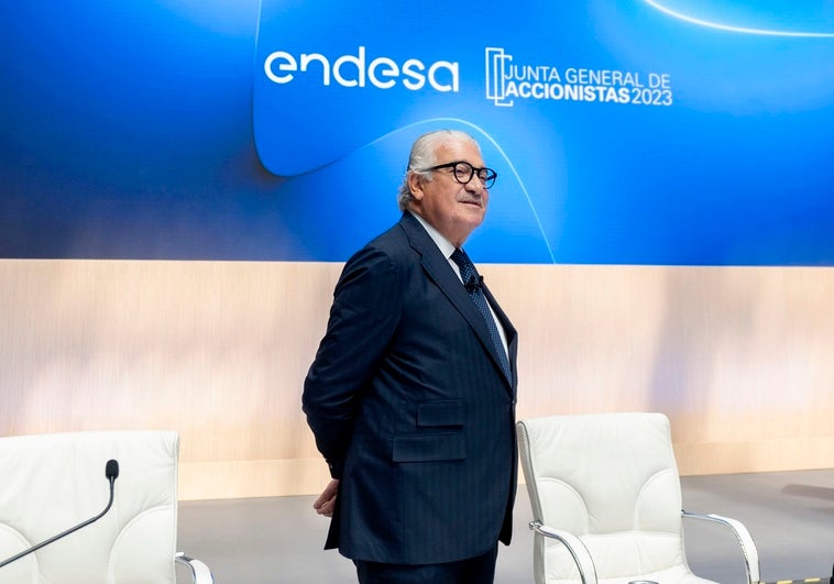 Endesa presenta una reclamación patrimonial contra el Gobierno por la 'tasa Enresa' Endesa presenta una reclamación patrimonial contra el Gobierno por la ‘tasa Enresa’