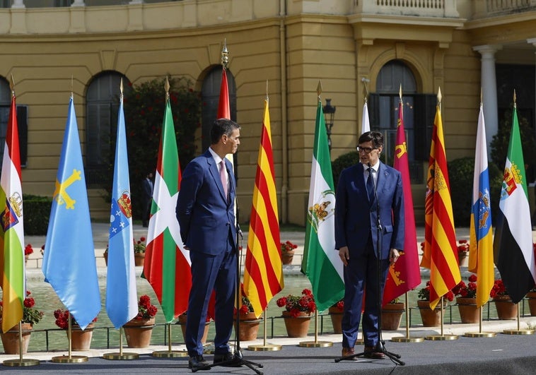 Antonio Resines, Gonzalo Bernardos y Soraya Rodríguez, entre los firmantes de un manifiesto de izquierdas contra el cupo catalán Antonio Resines, Gonzalo Bernardos y Soraya Rodríguez, entre los firmantes de un manifiesto de izquierdas contra el cupo catalán
