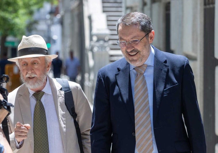 Uno de los empresarios afirma que quiso hablar con Cerdán porque era «el único que le quedaba» Uno de los empresarios afirma que quiso hablar con Cerdán porque era «el único que le quedaba»