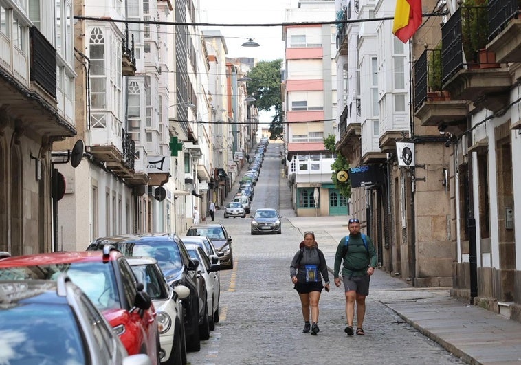 Detenido por agredir sexualmente a una joven en Ferrol a la que varios hombres acorralaron Detenido por agredir sexualmente a una joven en Ferrol a la que varios hombres acorralaron