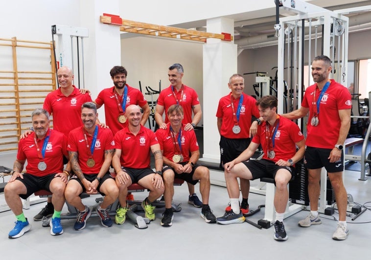 Esfuerzo, familia y 21 medallas: 15 madrileños brillan en las Olimpiadas de Policías y Bomberos Esfuerzo, familia y 21 medallas: 15 madrileños brillan en las Olimpiadas de Policías y Bomberos
