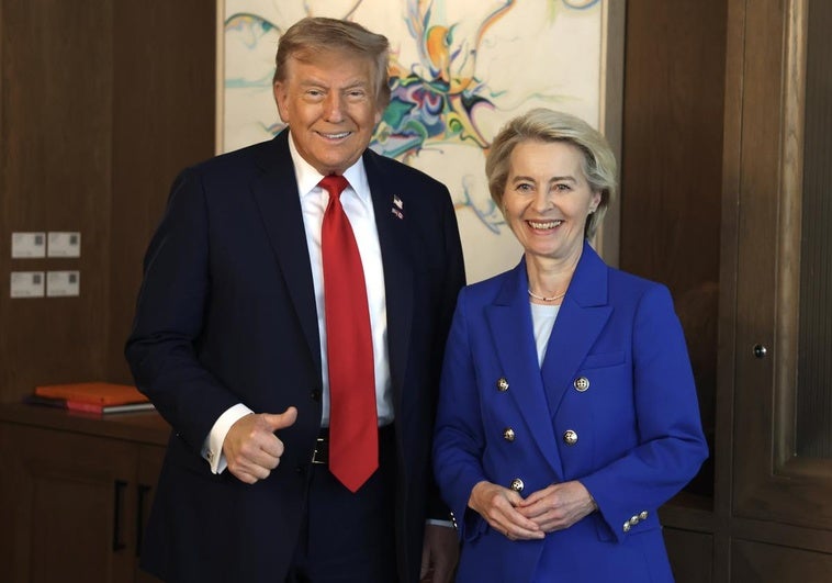 Von der Leyen aplaza los aranceles a EE.UU. para seguir negociando con Trump Von der Leyen aplaza los aranceles a EE.UU. para seguir negociando con Trump