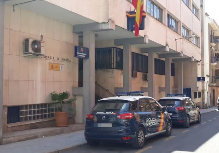 La Policía abate a un hombre que disparaba con una escopeta en plena calle La Policía abate a un hombre que disparaba con una escopeta en plena calle