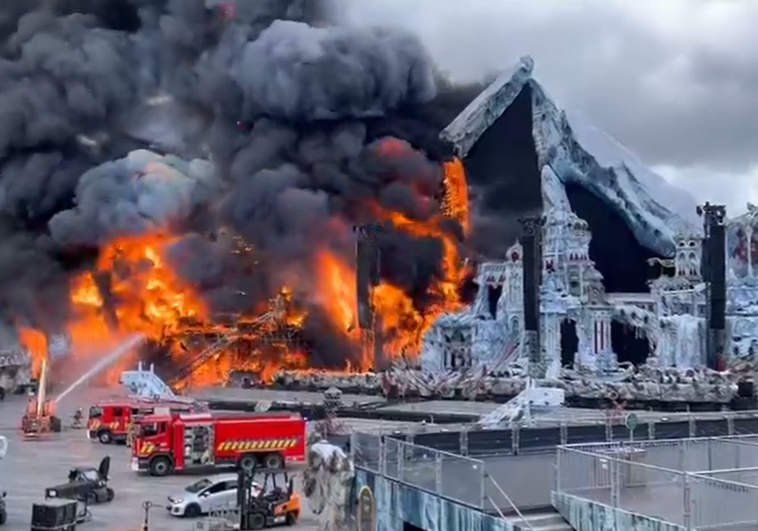 Un pavoroso incendio quema el escenario principal de Tomorrowland en Bélgica Un pavoroso incendio quema el escenario principal de Tomorrowland en Bélgica