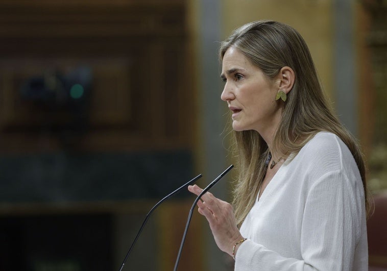 'Apagón' de Sánchez en el Congreso con una nueva derrota que condena el decreto eléctrico ‘Apagón’ de Sánchez en el Congreso con una nueva derrota que condena el decreto eléctrico