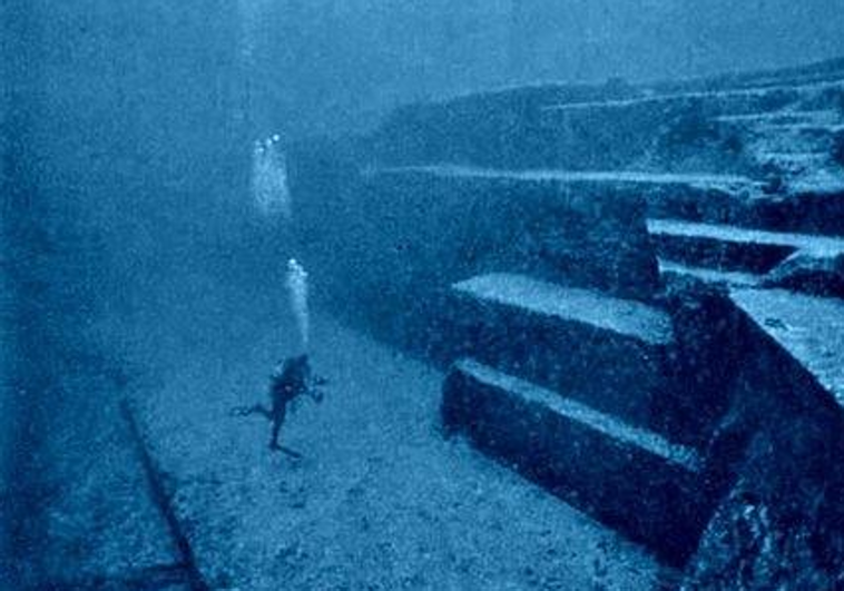 El enigma de Yonaguni: La 'Atlántida japonesa' que atrae a curiosos y expertos El enigma de Yonaguni: La ‘Atlántida japonesa’ que atrae a curiosos y expertos