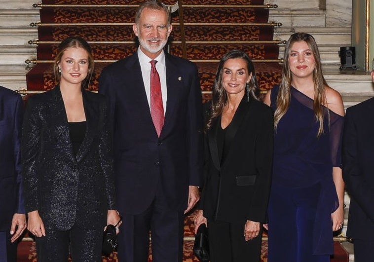 Los estilismos combinados de la Reina Letizia y sus hijas para los Premios Princesa de Girona 2025 Los estilismos combinados de la Reina Letizia y sus hijas para los Premios Princesa de Girona 2025