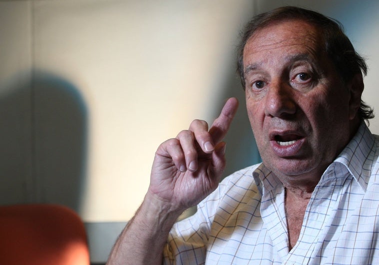 Argentina teme por el mítico Bilardo: «Ya no reconoce a nadie» Argentina teme por el mítico Bilardo: «Ya no reconoce a nadie»