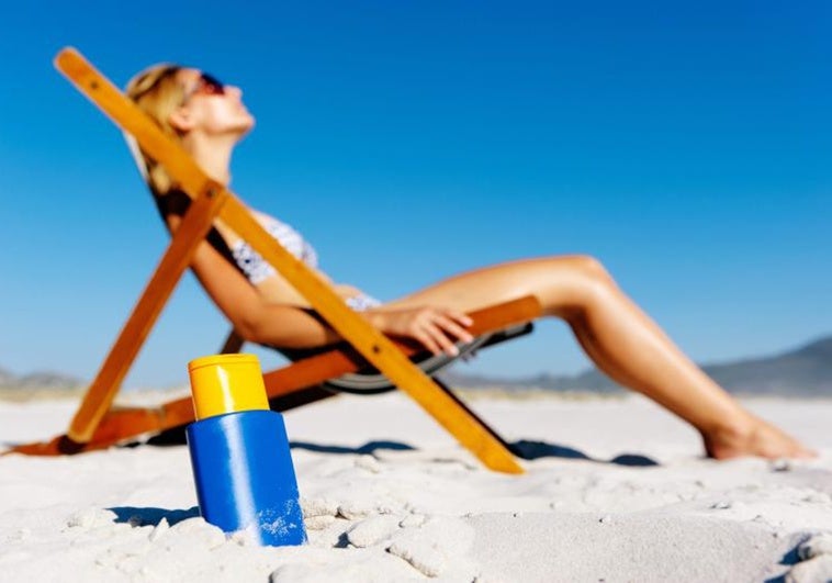 Los peligros de la obsesión por estar morenos: lo que sí y lo que no deberías hacer para acelerar el bronceado Los peligros de la obsesión por estar morenos: lo que sí y lo que no deberías hacer para acelerar el bronceado