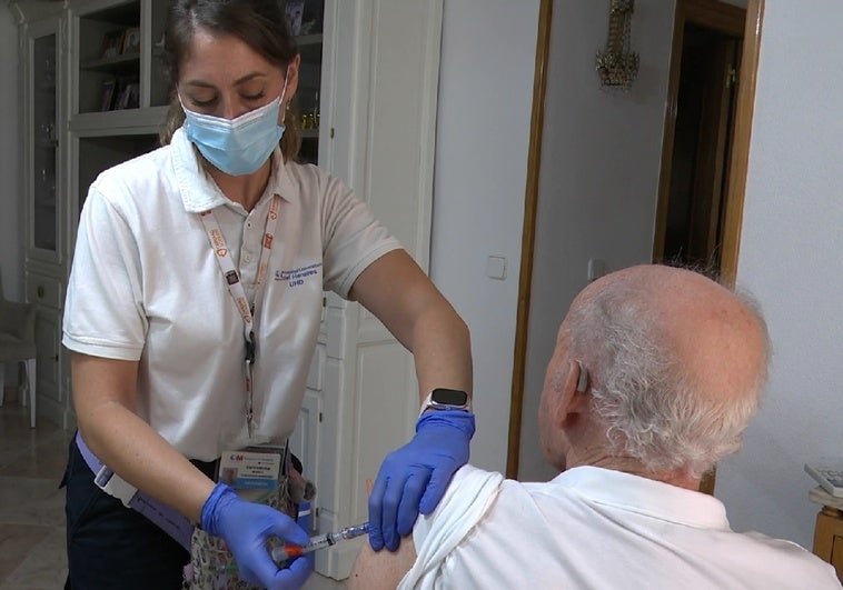 Los pacientes del Hospital del Henares ya pueden tratarse el cáncer en casa Los pacientes del Hospital del Henares ya pueden tratarse el cáncer en casa