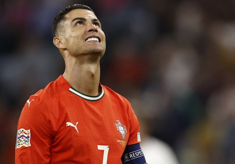 El gesto de Cristiano Ronaldo con la familia de Diogo Jota en medio de las críticas por su ausencia en el funeral El gesto de Cristiano Ronaldo con la familia de Diogo Jota en medio de las críticas por su ausencia en el funeral