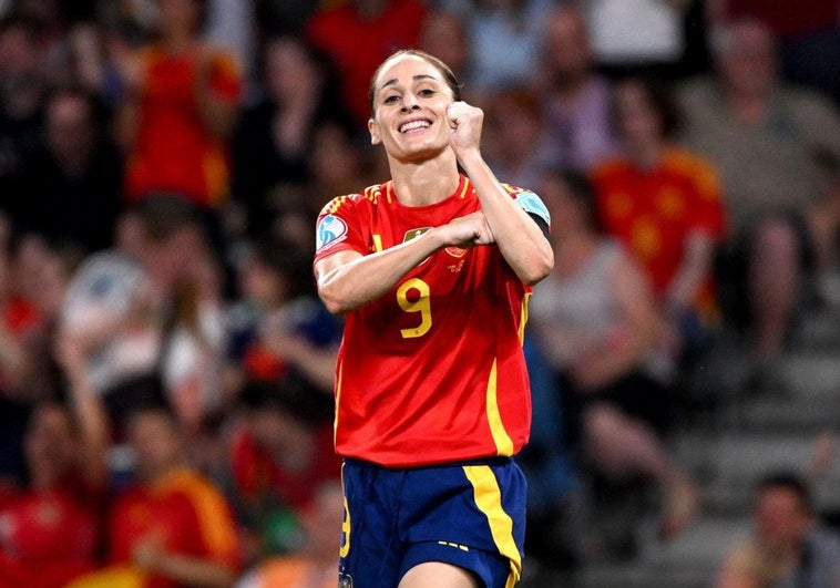 Esther González, goles a pares Esther González, goles a pares