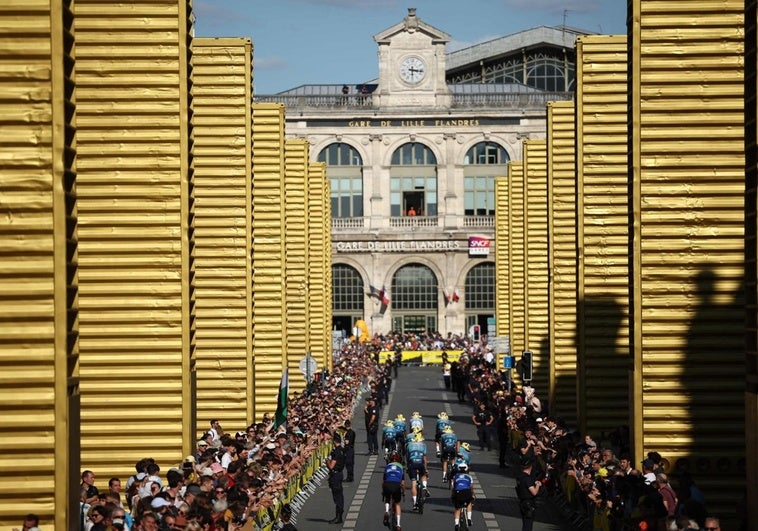 Comienza la Etapa 2 del Tour de Francia Comienza la Etapa 2 del Tour de Francia