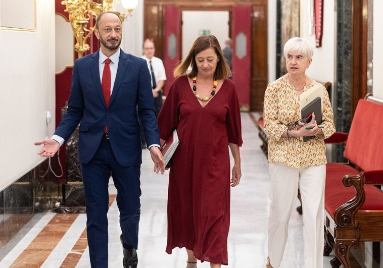 El Congreso de los Diputados pasa a llamarse Congreso, pero solo en su Reglamento El Congreso de los Diputados pasa a llamarse Congreso, pero solo en su Reglamento