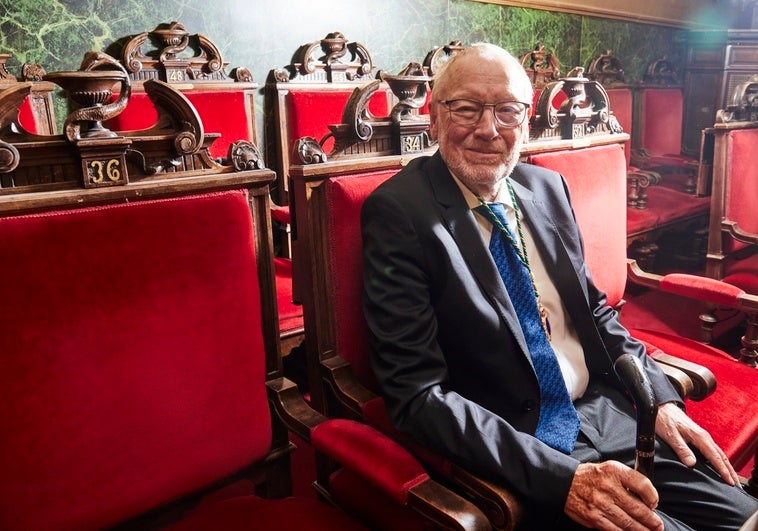 Jens Juul Holst: «Ozempic puede ser un problema si tu mayor placer es la comida o una copa de vino» Jens Juul Holst: «Ozempic puede ser un problema si tu mayor placer es la comida o una copa de vino»