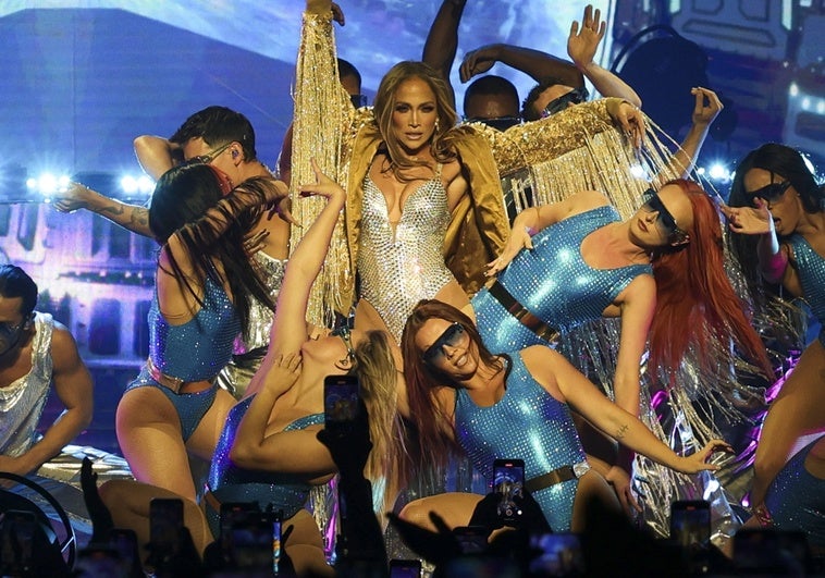 El exclusivo armario de Jennifer Lopez para su gira por España El exclusivo armario de Jennifer Lopez para su gira por España
