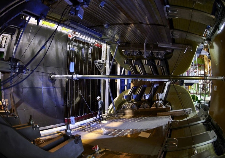 Un experimento en el CERN arroja luz a por qué hay un universo en vez de nada Un experimento en el CERN arroja luz a por qué hay un universo en vez de nada