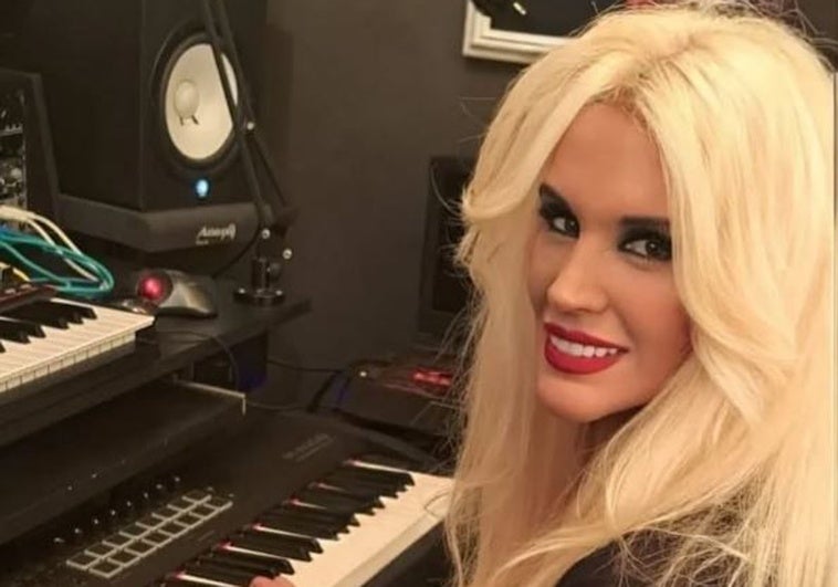 Loly Álvarez: «A Yurena siempre le ha funcionado el ir de víctima» Loly Álvarez: «A Yurena siempre le ha funcionado el ir de víctima»