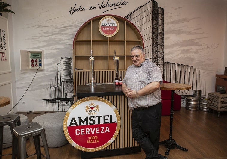 De nacer a veinte metros de la fábrica a crear la cerveza que beben millones de españoles De nacer a veinte metros de la fábrica a crear la cerveza que beben millones de españoles