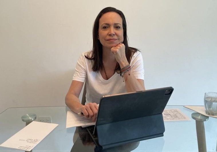 María Corina Machado: «Negociar con secuestradores, como hace Zapatero, es una manera de avalarlos» María Corina Machado: «Negociar con secuestradores, como hace Zapatero, es una manera de avalarlos»