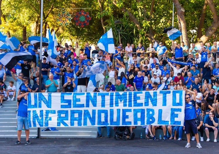 Monchi, Ayuntamiento y una lluvia de correos a la RFEF: la última bala del San Fernando Monchi, Ayuntamiento y una lluvia de correos a la RFEF: la última bala del San Fernando