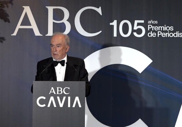 Santiago Muñoz Machado, presidente del Jurado: «El populismo, de derechas y de izquierdas, es una gran infección» Santiago Muñoz Machado, presidente del Jurado: «El populismo, de derechas y de izquierdas, es una gran infección»