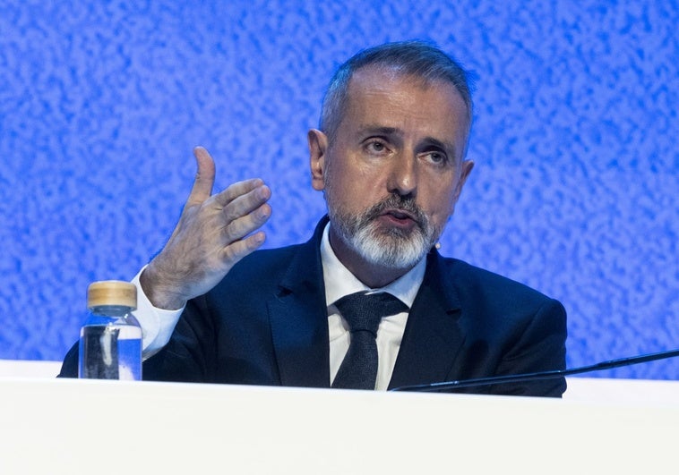 Murtra renueva el consejo de Telefónica y da entrada a Anna Martínez y Mónica Rey Murtra renueva el consejo de Telefónica y da entrada a Anna Martínez y Mónica Rey