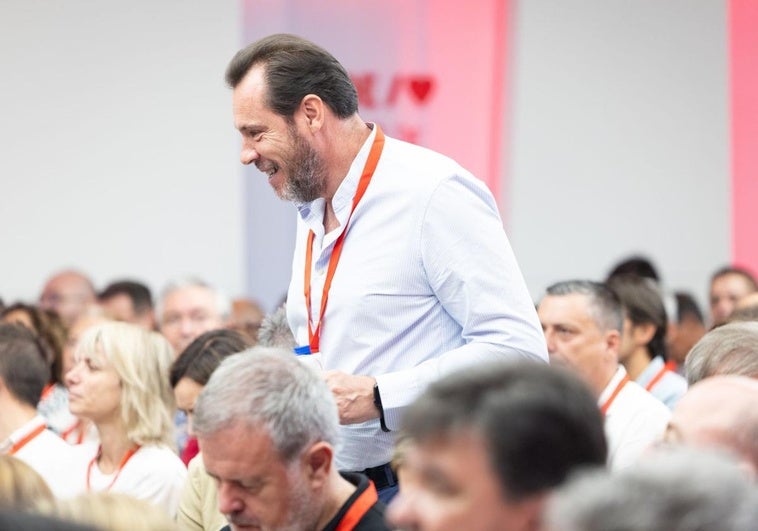Duro encontronazo entre Puente y Page, al que le niegan el derecho a réplica Duro encontronazo entre Puente y Page, al que le niegan el derecho a réplica