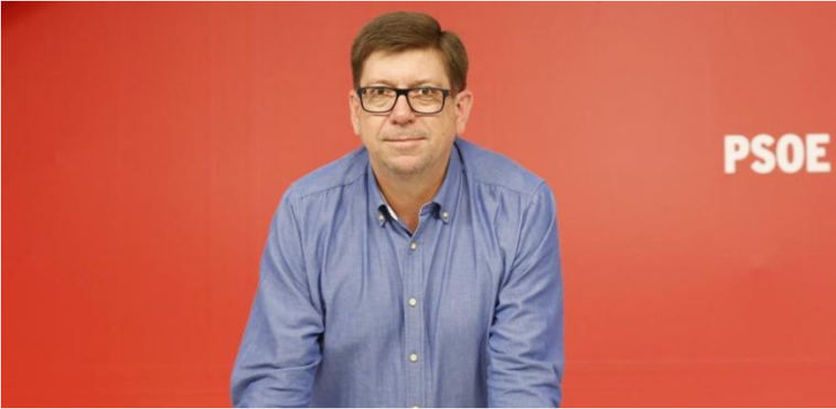 Salazar renuncia a ser adjunto a la Secretaría de Organización por las denuncias de «comportamiento inadecuado» hacia compañeras Salazar renuncia a ser adjunto a la Secretaría de Organización por las denuncias de «comportamiento inadecuado» hacia compañeras