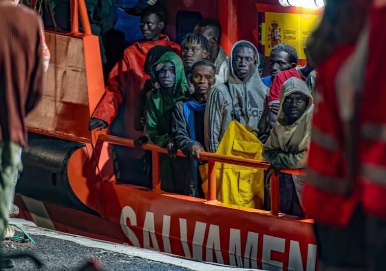 Abarrafia, el marroquí que quemó viva a su pareja en La Isleta llegó en patera a Canarias hace un mes y tenía una orden de deportación Abarrafia, el marroquí que quemó viva a su pareja en La Isleta llegó en patera a Canarias hace un mes y tenía una orden de deportación