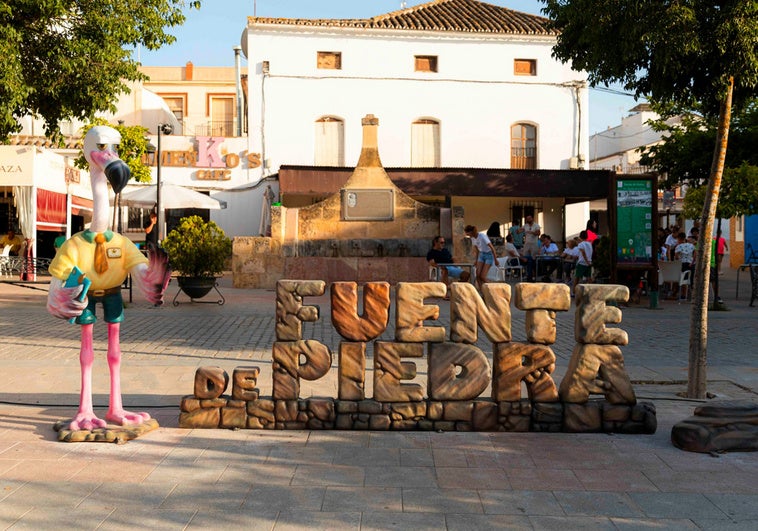 El curioso pueblo malagueño repleto de flamencos cuyas aguas fueron, tiempo atrás, curativas El curioso pueblo malagueño repleto de flamencos cuyas aguas fueron, tiempo atrás, curativas