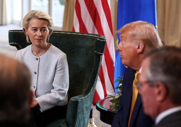 La Comisión Europea se defiende: «Es mil veces mejor que una guerra comercial» La Comisión Europea se defiende: «Es mil veces mejor que una guerra comercial»
