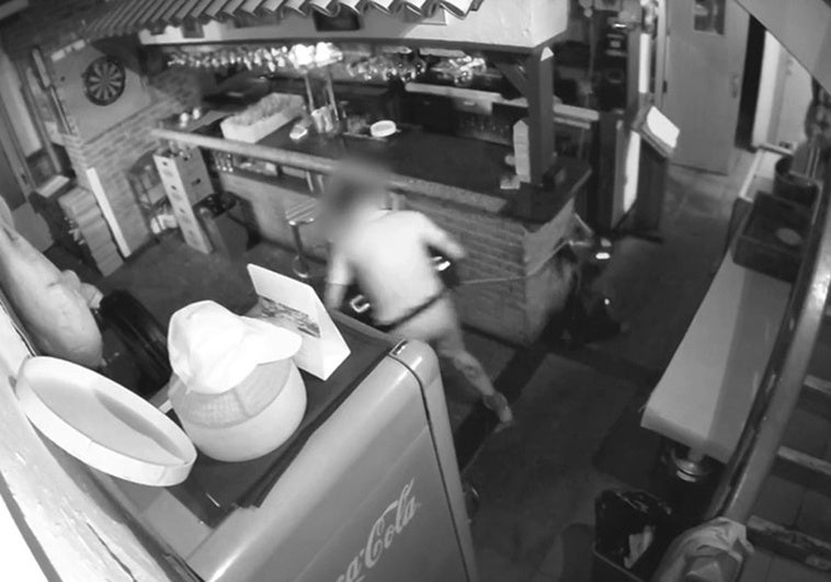 Oleada de robos exprés en Boadilla del Monte: detenido el autor de cuatro asaltos a bares Oleada de robos exprés en Boadilla del Monte: detenido el autor de cuatro asaltos a bares