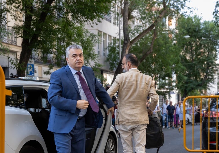 Fiscalía dice que Cerdán logró «penetrar en un Gobierno al que era ajeno» para hacerse con mordidas Fiscalía dice que Cerdán logró «penetrar en un Gobierno al que era ajeno» para hacerse con mordidas