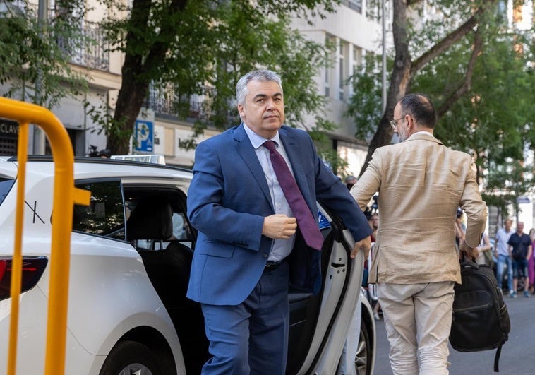 El juez no se opone a que la UCO informe a prisiones sobre quiénes y cuando visitan a Cerdán en la cárcel de Soto del Real El juez no se opone a que la UCO informe a prisiones sobre quiénes y cuando visitan a Cerdán en la cárcel de Soto del Real