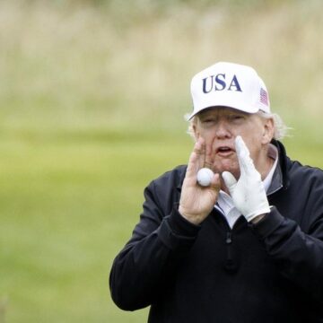 Trump y Von der Leyen se reúnen en Escocia para intentar alcanzar un acuerdo sobre los aranceles