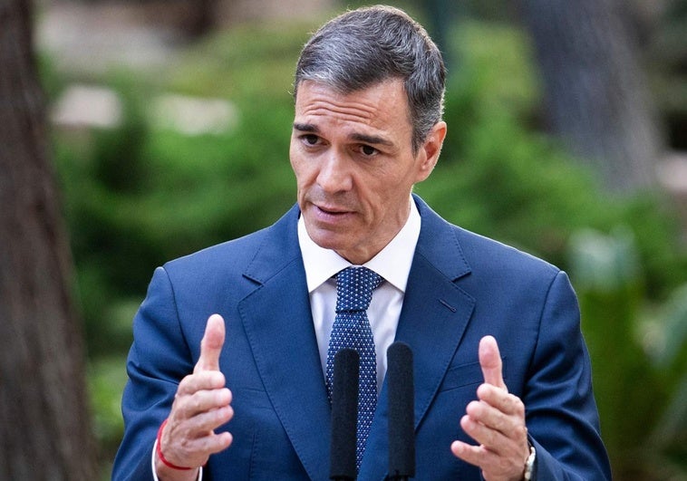 'The Economist' sentencia a Sánchez: «Debería asumir su responsabilidad y dimitir» ‘The Economist’ sentencia a Sánchez: «Debería asumir su responsabilidad y dimitir»