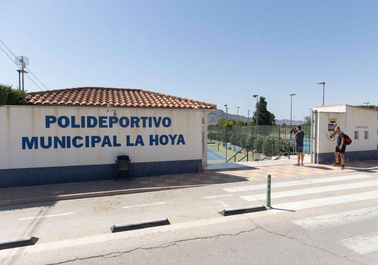 El Gobierno impugna el acuerdo que impide ritos musulmanes en las instalaciones deportivas de Jumilla El Gobierno impugna el acuerdo que impide ritos musulmanes en las instalaciones deportivas de Jumilla