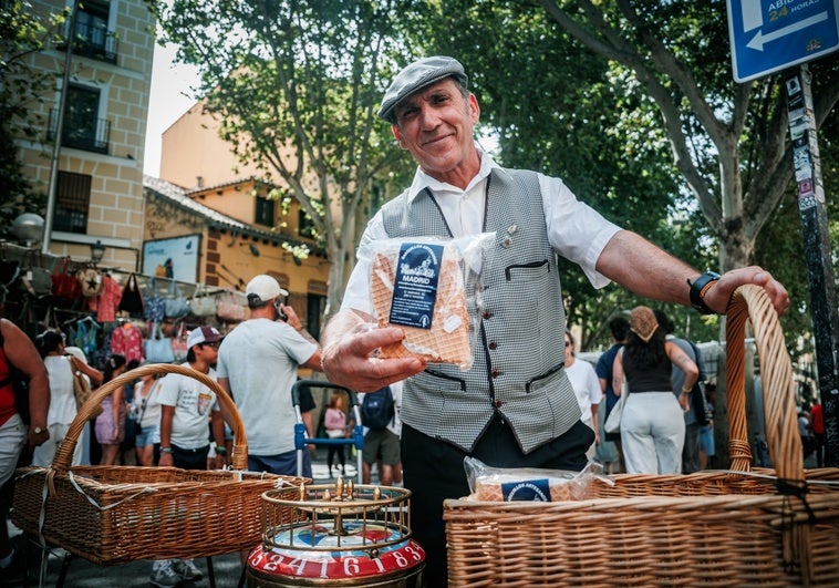 El último barquillero de Madrid: «Éramos cientos. En cada esquina, en cada verbena» El último barquillero de Madrid: «Éramos cientos. En cada esquina, en cada verbena»