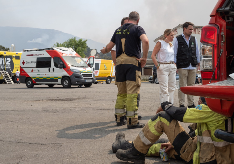 El rescate in extremis de los 19 vecinos de Cabezabellosa: «Lo más importante eran sus vidas» El rescate in extremis de los 19 vecinos de Cabezabellosa: «Lo más importante eran sus vidas»
