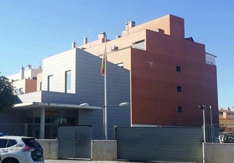 Despedida una auxiliar de una residencia de Azuqueca de Henares por un vídeo vejatorio hacia una anciana: «Está más muerta que viva» Despedida una auxiliar de una residencia de Azuqueca de Henares por un vídeo vejatorio hacia una anciana: «Está más muerta que viva»