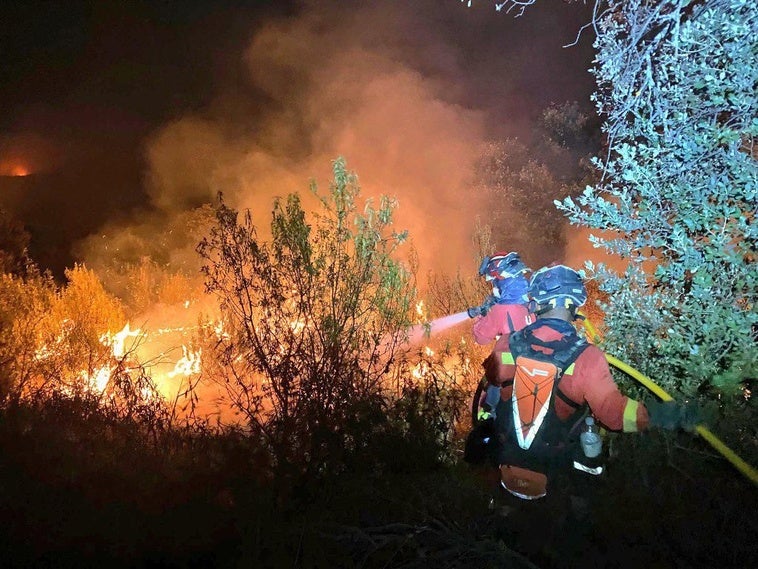 La noche en la que Tres Cantos se enfrentó al fuego: «Salí corriendo, con el miedo de no volver nunca más» La noche en la que Tres Cantos se enfrentó al fuego: «Salí corriendo, con el miedo de no volver nunca más»
