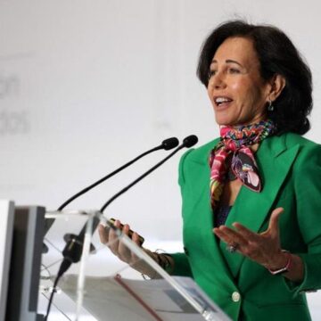El Banco Santander firma un acuerdo con OpenAI para ser un banco «nativo en IA»