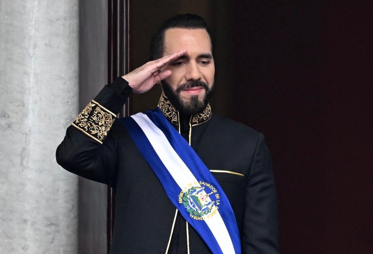 Bukele modifica la Constitución para perpetuarse en el poder en El Salvador Bukele modifica la Constitución para perpetuarse en el poder en El Salvador