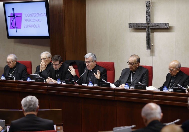 La Conferencia Episcopal, contra la decisión: «Atenta contra los derechos fundamentales de cualquier ser humano» La Conferencia Episcopal, contra la decisión: «Atenta contra los derechos fundamentales de cualquier ser humano»